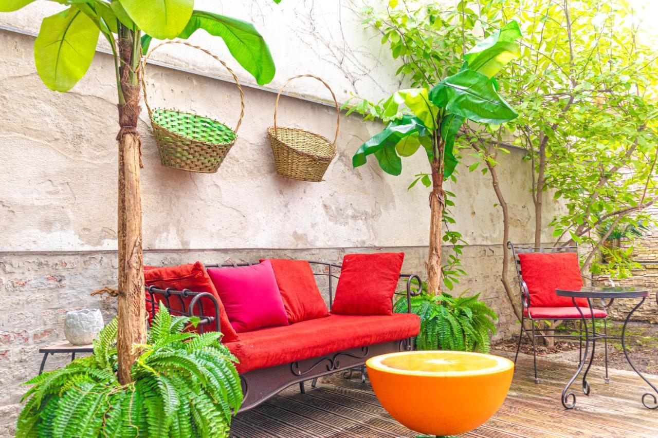 וינה Fullfilling 3Br Shared Apartment With Pleasing Patio מראה חיצוני תמונה