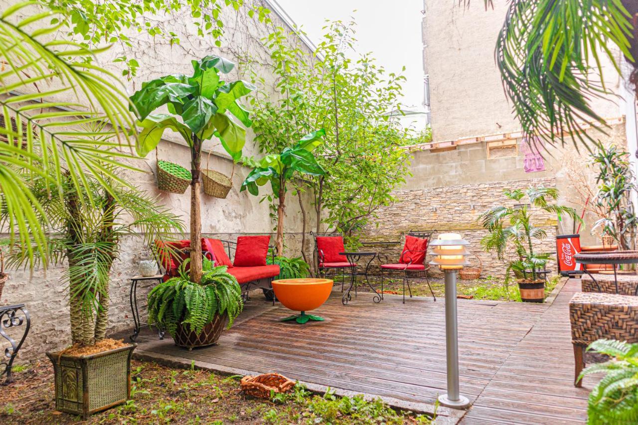 וינה Fullfilling 3Br Shared Apartment With Pleasing Patio מראה חיצוני תמונה